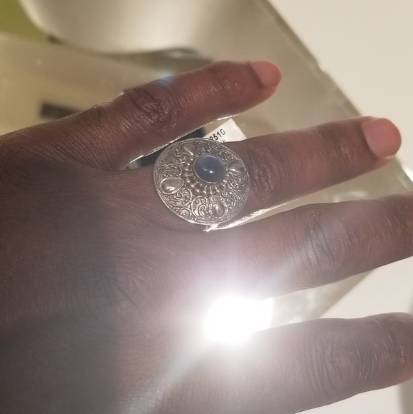 Ring - Picture 2 of 4